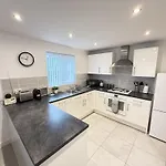 Cayton Bay - Hot Tub Hire At Additional Cost Available - Near And Village Σπίτι διακοπών