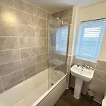 Semesterbostad Cayton Bay - Hot Tub Hire At Additional Cost Available - Near And Village