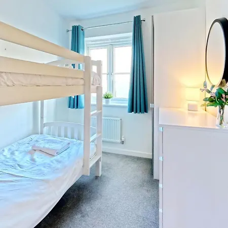 Vakantiehuis Cayton Bay - Hot Tub Hire At Additional Cost Available - Near And Village