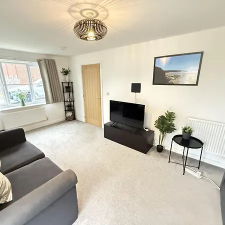 Bay - Hot Tub Hire At Additional Cost Available - Near And Village Cayton